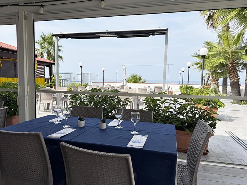 Villaggio La Bussola Paola Bagian luar foto